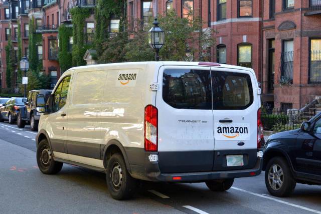 ¿Amazon Flex contrata delincuentes?