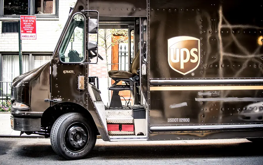 ¿UPS contrata delincuentes?